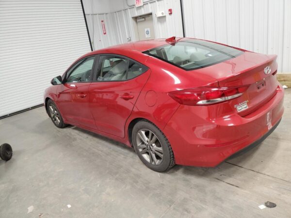 HYUNDAI ELANTRA RED - 5NPD84LF9HH121335