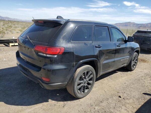 Jeep Grand Cherokee 2017 - 1C4RJEAG7HC716174
