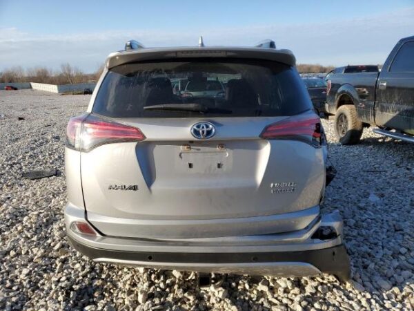 Toyota RAV4 2018 - JTMDJREV3JD207533