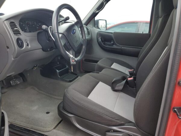 FORD RANGER RED - 1FTYR14D99PA10901