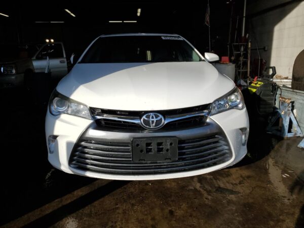 TOYOTA CAMRY WHITE - 4T1BF1FK8HU398791