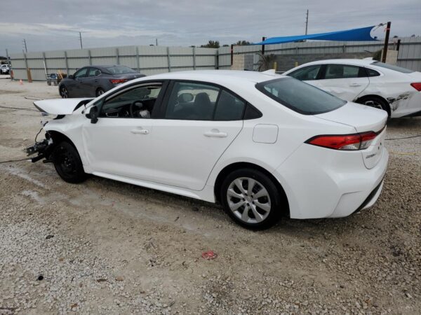 TOYOTA COROLLA WHITE - 5YFEPMAE1NP294363