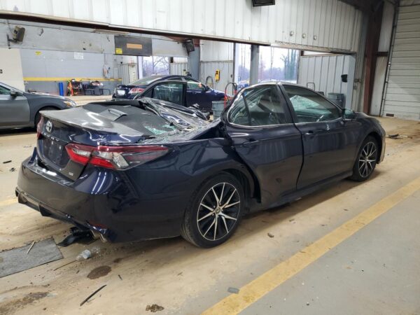 TOYOTA CAMRY BLUE - 4T1G11AK5NU014506
