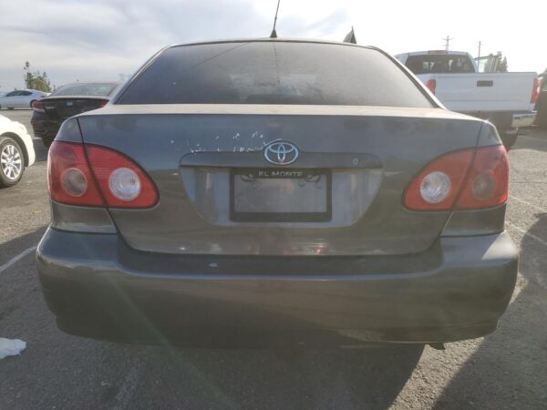 TOYOTA COROLLA GRAY - 1NXBR32E48Z051445