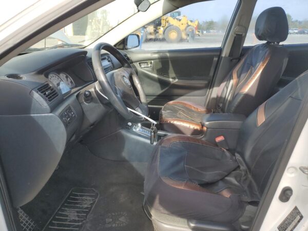 TOYOTA COROLLA WHITE - 2T1BR32E18C903106