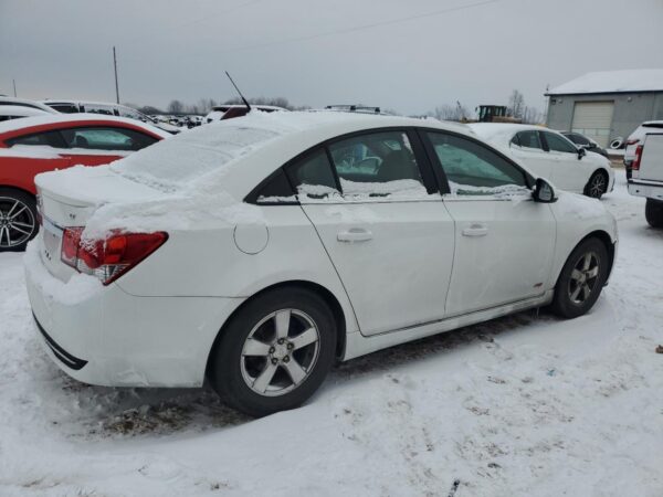 CHEVROLET CRUZE WHITE - 1G1PE5SB5E7314908