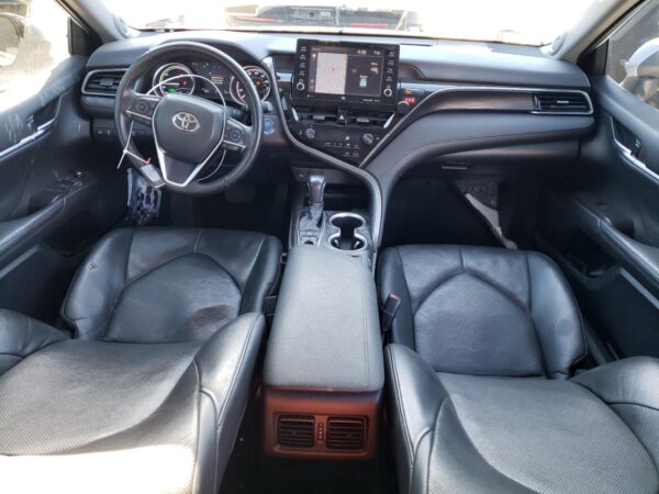 TOYOTA CAMRY WHITE - 4T1F31AK1PU608521