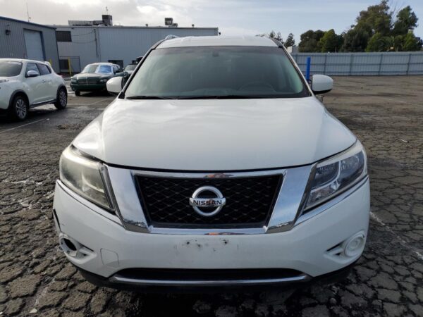 NISSAN PATHFINDER WHITE - 5N1AR2MN5FC704662