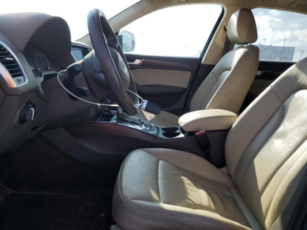 AUDI Q5 GRAY - WA1LFAFP1EA108015