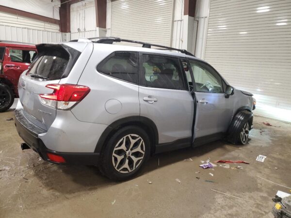 SUBARU FORESTER SILVER - JF2SKAJC5LH515066