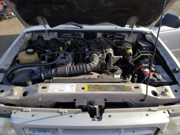 FORD RANGER SILVER - 1FTYR10D63TA35937