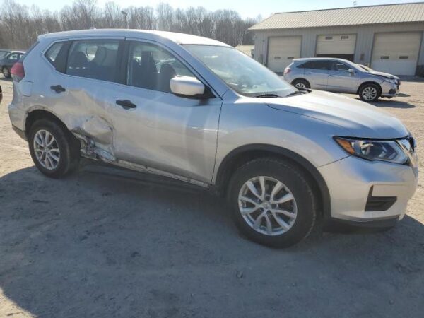 Nissan ROGUE 2017 - KNMAT2MV2HP540837