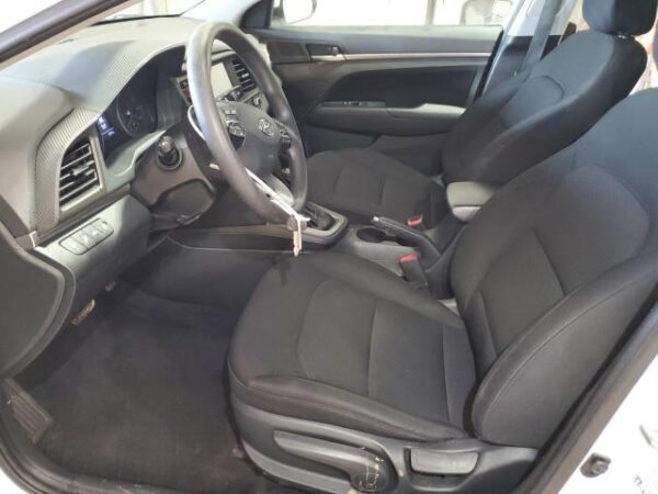 Hyundai Elantra 2020 - 5NPD84LF8LH585712