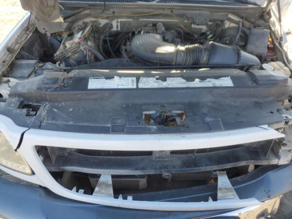 FORD F150 WHITE - 1FTRX18W22NA56755