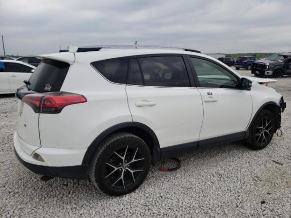 Toyota RAV4 2018 - JTMNFREV0JJ724621