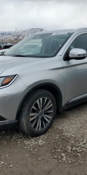 MITSUBISHI OUTLANDER SILVER - JA4AD3A38LZ035849