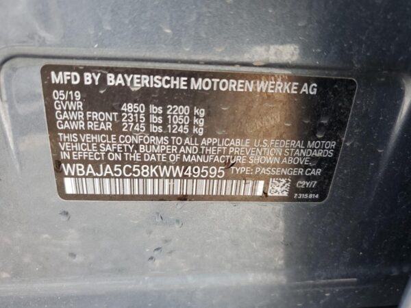 BMW 5 SERIES GRAY - WBAJA5C58KWW49595
