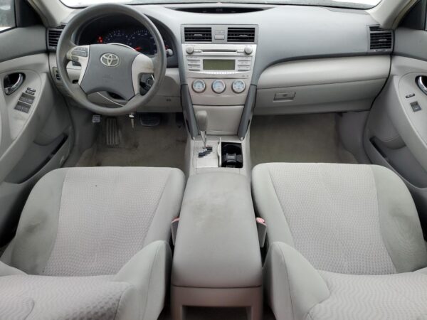 TOYOTA CAMRY GREEN - 4T1BF3EK0BU202024
