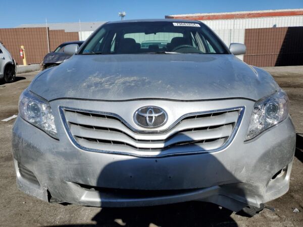TOYOTA CAMRY SILVER - 4T1BF3EK6BU775316