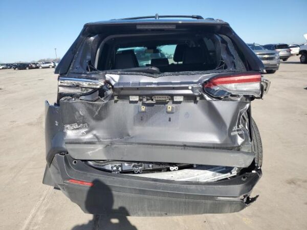 Toyota RAV4 2023 - JTMB6RFV9PD083557