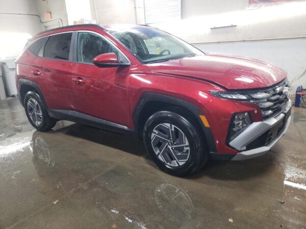 HYUNDAI TUCSON RED - KM8JBDD17SU272285