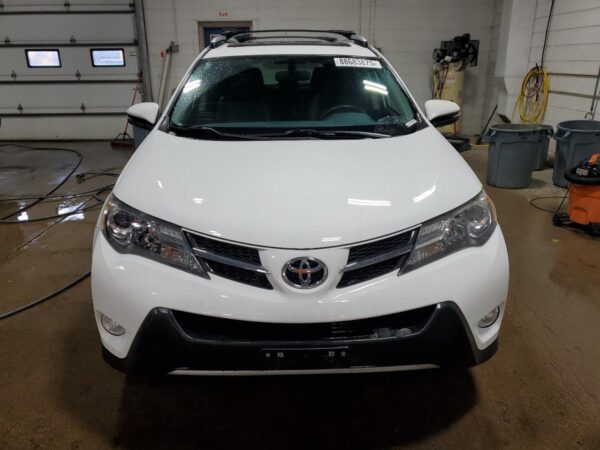 TOYOTA RAV4 WHITE - JTMRFREV4ED091370