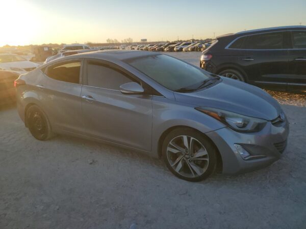 HYUNDAI ELANTRA SILVER - 5NPDH4AE3FH548081