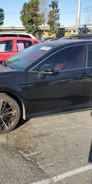 TOYOTA CAMRY BLACK - 4T1B61HK7JU133704