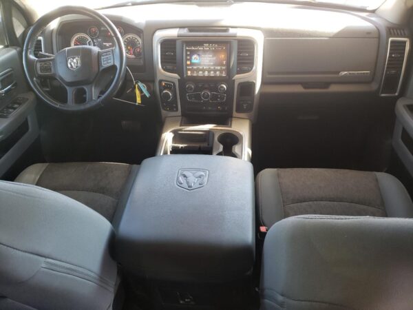 RAM 1500 RED - 3C6RR7LT7GG163902