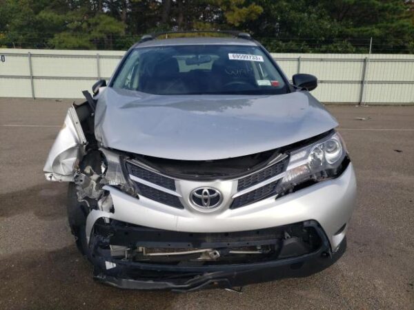 Toyota RAV4 2015 - JTMBFREV2FD155957