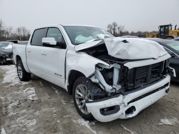 RAM 1500 WHITE - 1C6SRFJT8PN542218