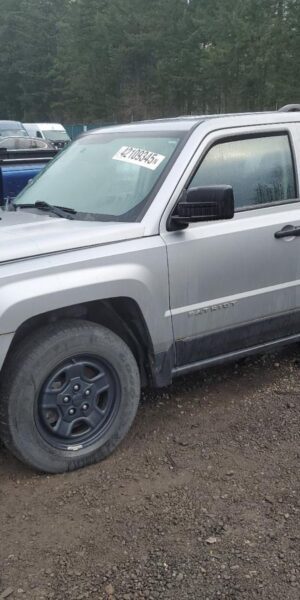 JEEP PATRIOT GRAY - 1C4NJRBB7FD183470