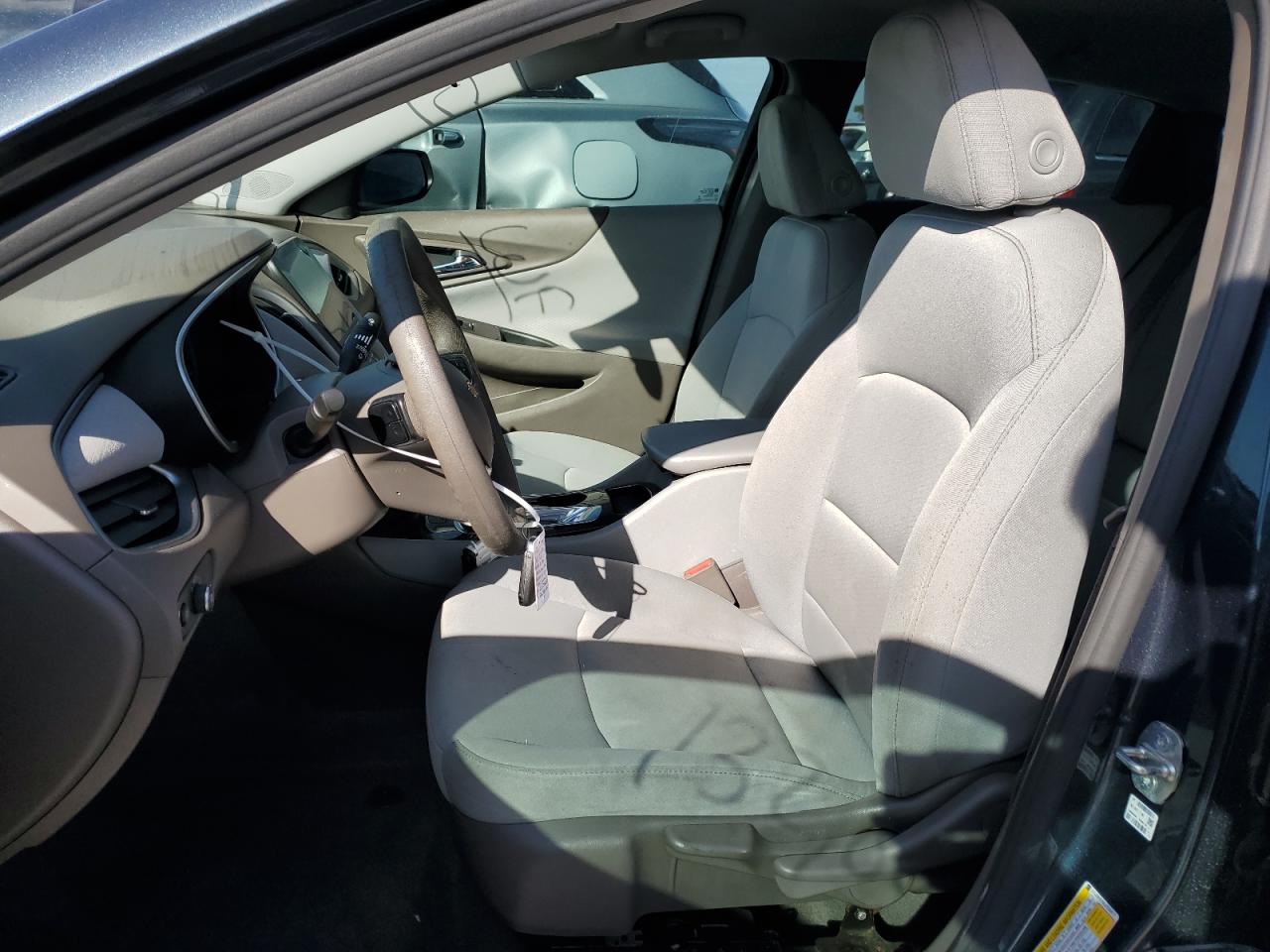 2020 Chevrolet Malibu - Image 7
