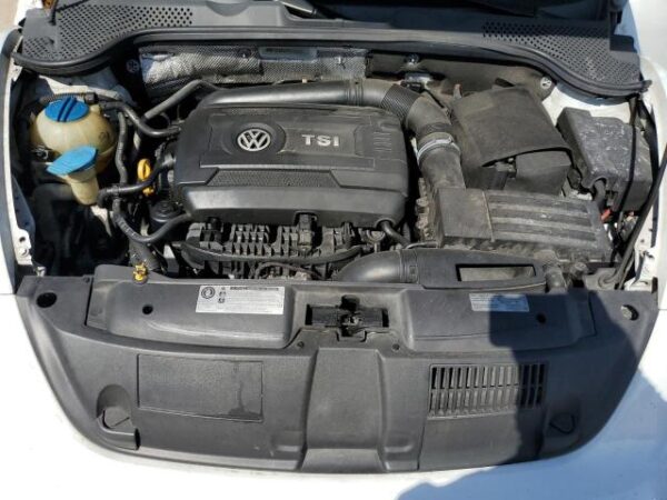 Volkswagen BEETLE 2015 - 3VW517AT5FM810179