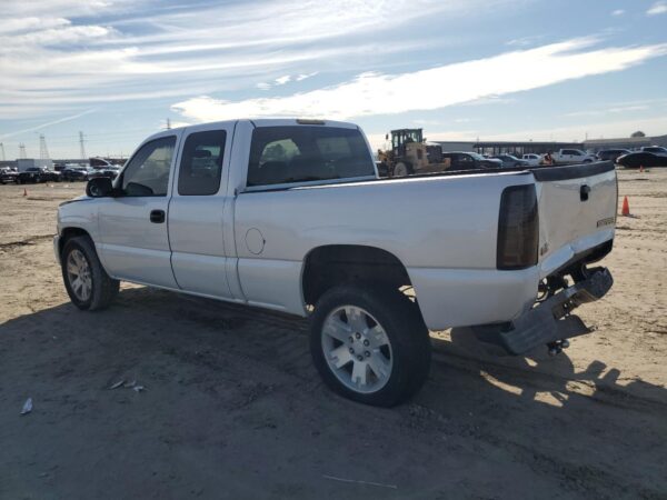 GMC SIERRA WHITE - 2GTEC19V841212785