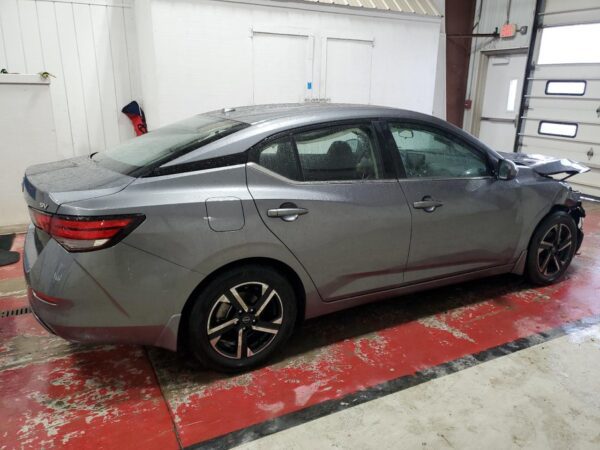 NISSAN SENTRA SILVER - 3N1AB8CV6RY202691