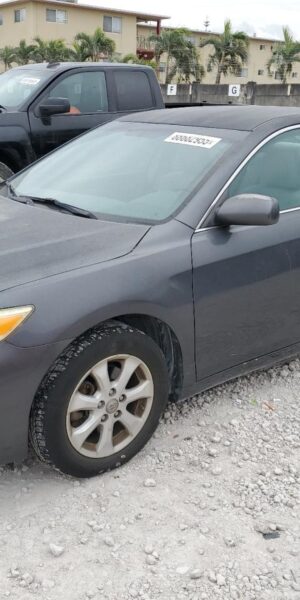 TOYOTA CAMRY GREEN - 4T1BF3EK0BU202024