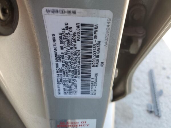 TOYOTA COROLLA SILVER - 2T1KR32E94C207409