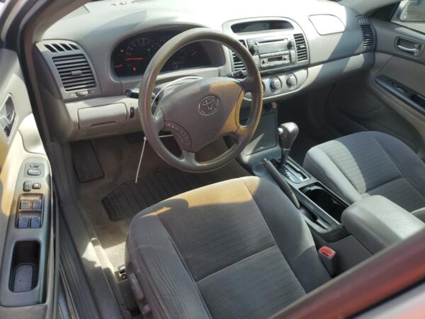 TOYOTA CAMRY GRAY - 4T1BE30K26U739557