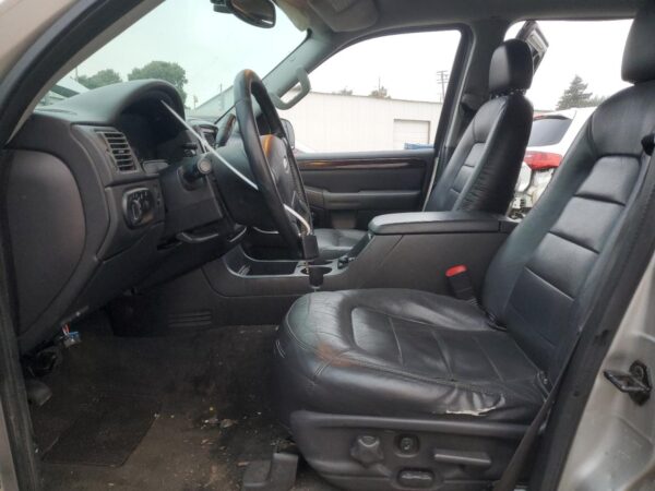 FORD EXPLORER SILVER - 1FMDU65W14UB53244