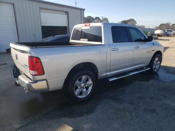 RAM 1500 SILVER - 1C6RR7LM7JS354714