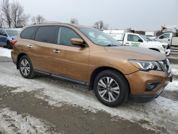 NISSAN PATHFINDER GOLD - 5N1DR2MM4HC605290