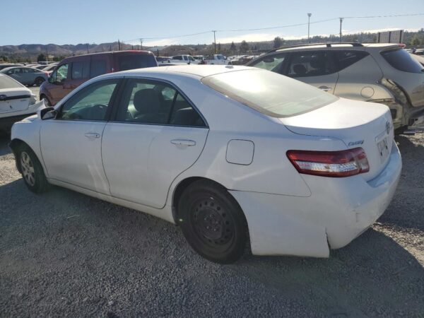 TOYOTA CAMRY WHITE - 4T4BF3EK7AR012533