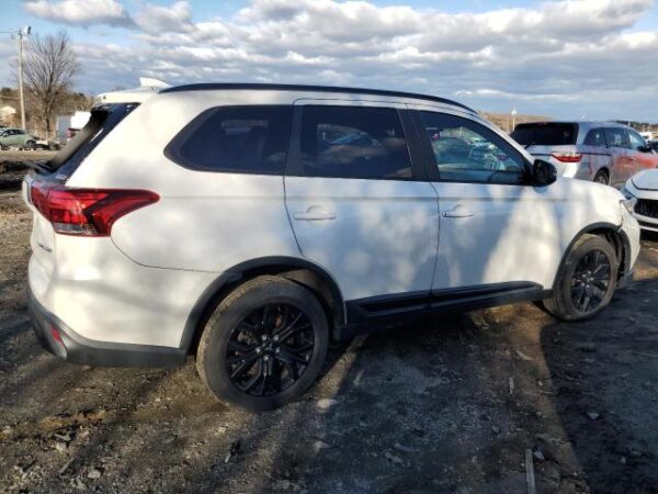 Mitsubishi OUTLANDER 2019 - JA4AZ3A32KZ025222