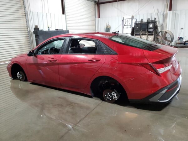 HYUNDAI ELANTRA RED - KMHLM4DG8RU672874