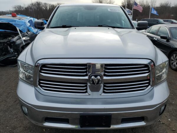RAM 1500 SILVER - 1C6RR7GTXES299229
