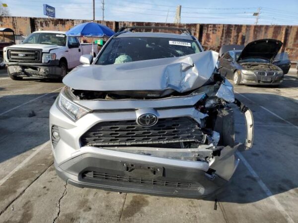 Toyota RAV4 2019 - JTMW1RFV2KD018655