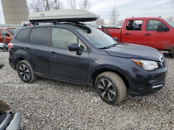 Subaru FORESTER 2017 - JF2SJAGC8HH444124