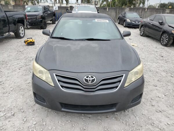 TOYOTA CAMRY GREEN - 4T1BF3EK0BU202024