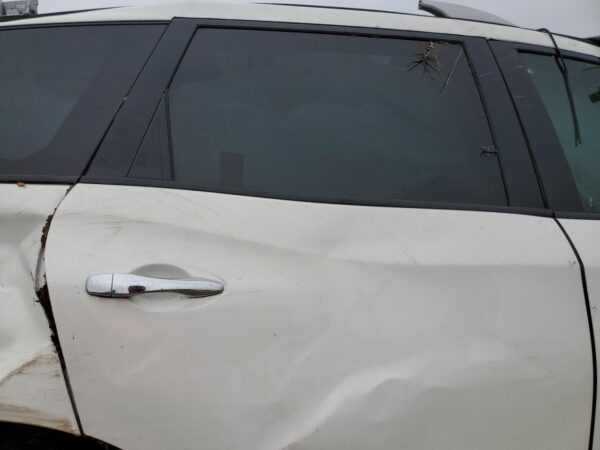 NISSAN PATHFINDER WHITE - 5N1AR2MN5EC713635